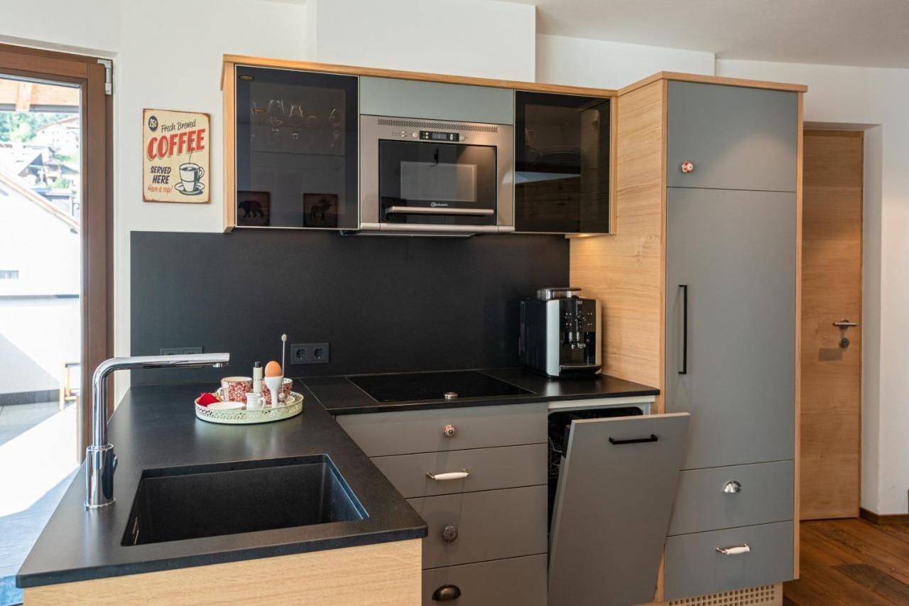 Central Home Apartment Ортизеи Экстерьер фото